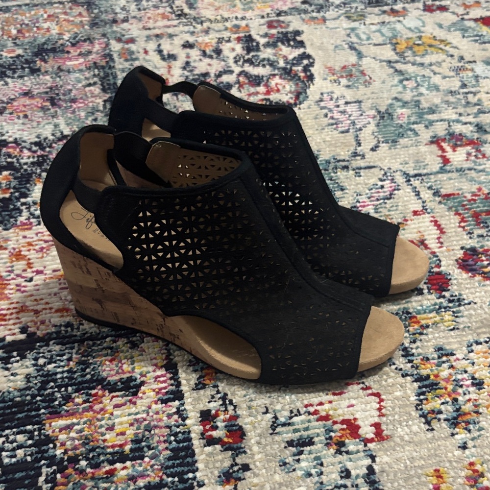 Elegant Black Cutout Wedge Sandals